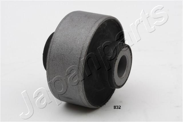 JAPANPARTS RU-832 Valdymo svirties/išilginių svirčių įvorė